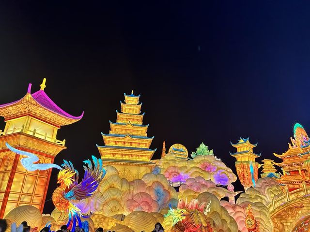沒有看過自貢燈會的春節是不完整的