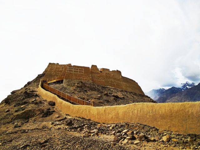 帕米爾高原 一顆鑲嵌在地球表面的璀璨宝石