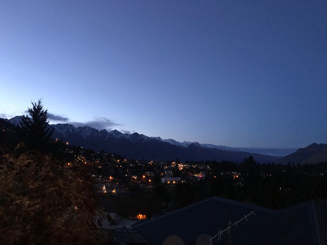皇后鎮住宿推薦｜里維斯小屋