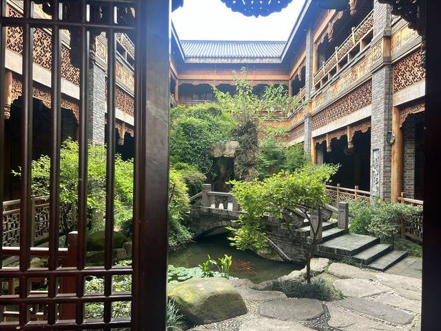 武漢園博園 | 自然與人文交織的城市綠洲  在武漢這座充滿活力的城市裡，武漢園博園宛如一顆璀璨的明珠