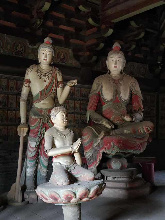 平遙鎮國寺：千年古剎的佛教藝術之旅