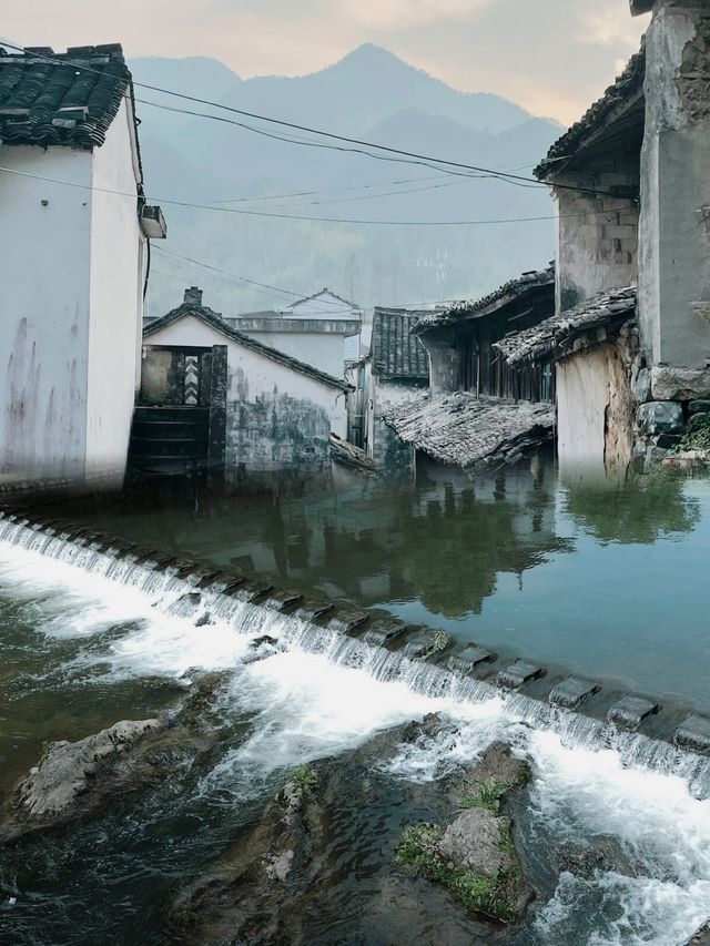 如世外桃源般的靜謐古村 · 千年古道