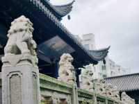 真如寺：鬧市中的千年禪意秘境