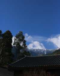 大理蒼山下的寶藏酒店！背靠蒼山十九峰，面向洱海萬頃波