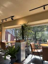 藏喺市中心公園嘅一尺花園，四季窗外景與周邊遊玩全攻略
