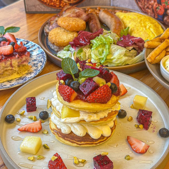 靚人食靚飯