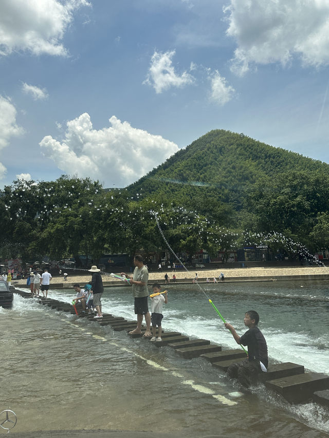 月亮灣私藏秘境｜步行闖入野生小溪