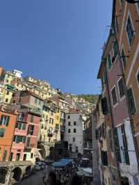 Cinque Terre - Riomaggiore 🌊🌞🏠