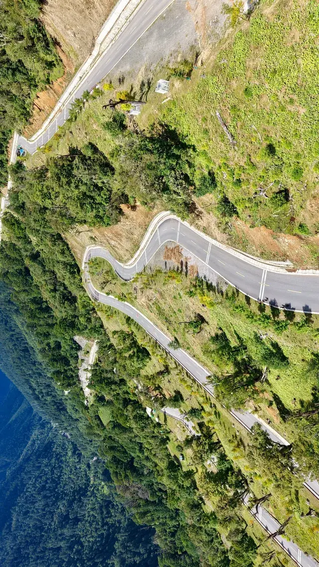 美麗的德貢公路