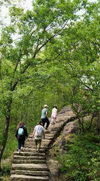 青陽九子巖:景色醉人的山水秘境