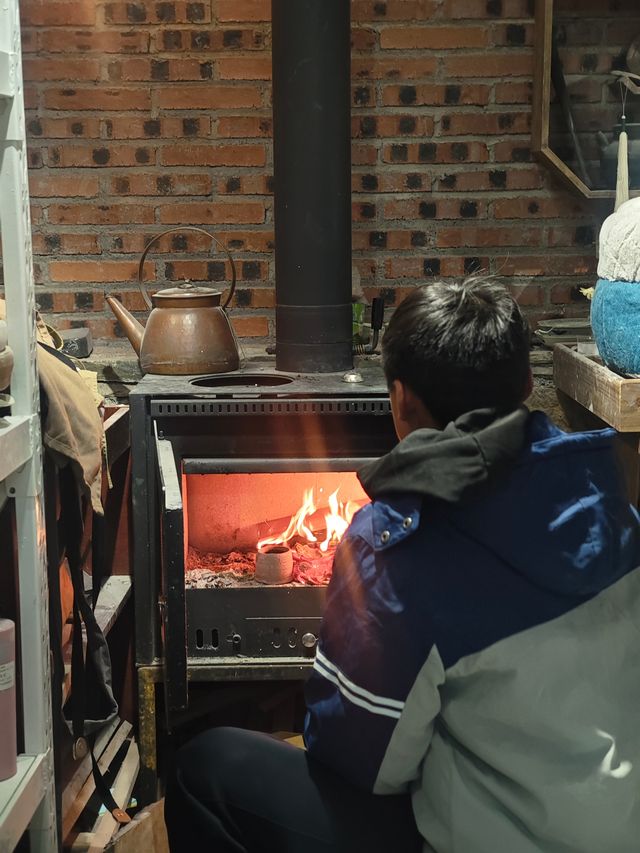 在婺源的冬日裡，遇見一家能曬陽玩陶的治癒民宿｜近弦高古城3公