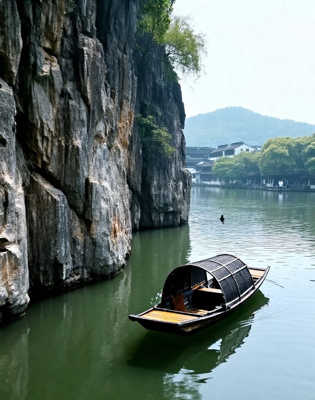 江南第一水石盆景｜崖壁奇絕、洞幽水秀｜乘烏篷船遊千年山水盆景