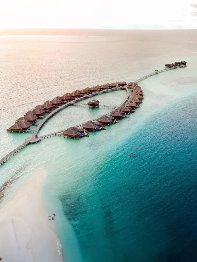 老牌奢華蜜月島，馬爾代夫芙花芬氛圍感拉滿