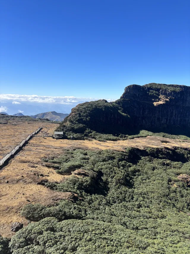 不下雪的轎子雪山 不下雪的轎子雪山