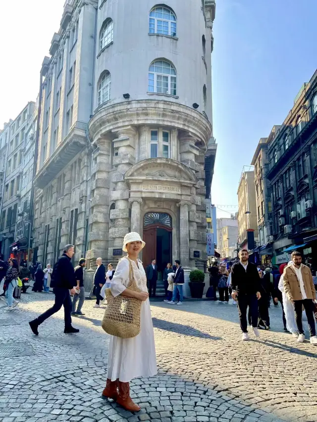 Europe on the Left, Asia on the Right｜Experience a Millennium of Romance in Istanbul