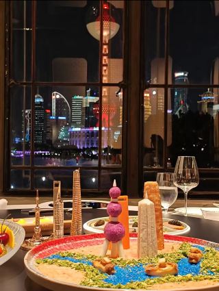 Bund 18 River View Banquet! Dining on Shanghai's Landmarks
