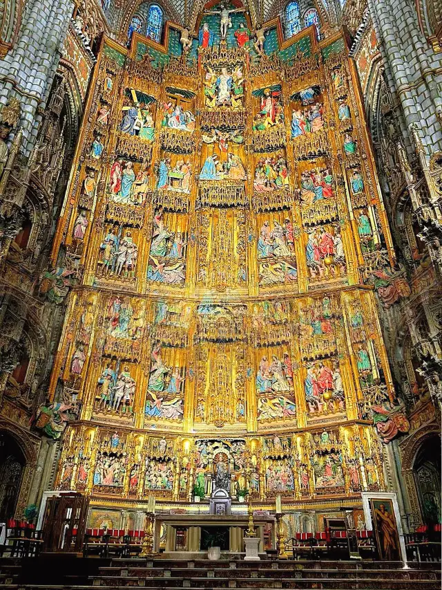 Promise me! You must visit Toledo Cathedral at least once in your lifetime!