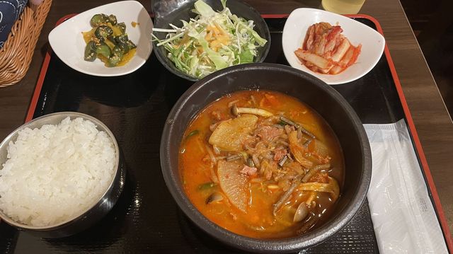 東大門タッカンマリ 神田店