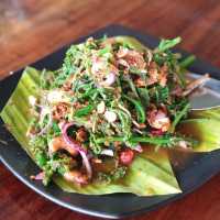 ผัดไทยกุ้งมังกร ร้านอาหารท้ายราง พังงา