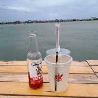 Songkhla Pier คาเฟ่สุดชิลล์ริมทะเลสาบสงขลา
