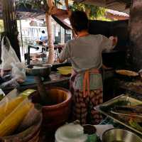 ร้านเด็ดเกาะสุกร จังหวัดตรัง: ไก่ทอดน้าจิ๋ม
