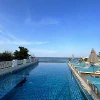 The Rock Huahin Hotel 🏢🏝️
