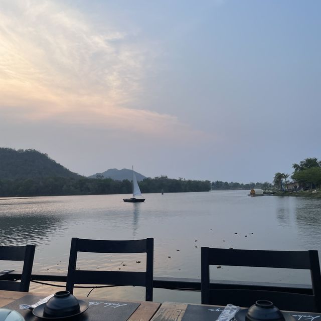 เที่ยวราชบุรีแบบไม่เหนื่อยต้องมา Inlaya Ratchaburi