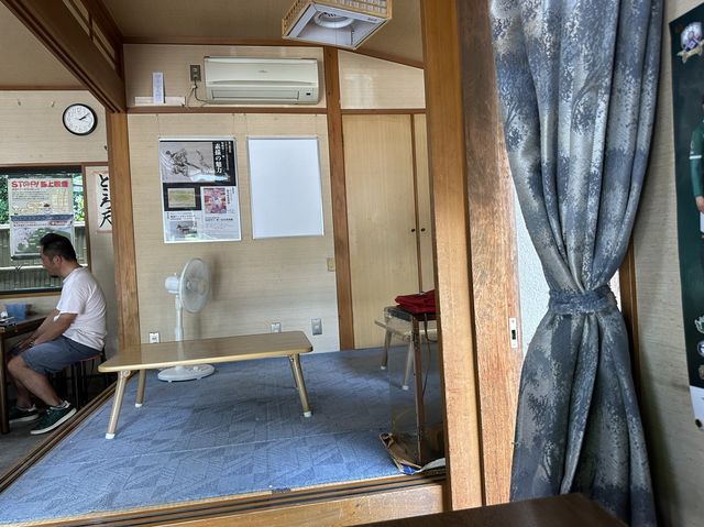 岐阜・岐阜公園。ちょっと『金華茶屋』で休憩しませんか？かき氷は350円也。