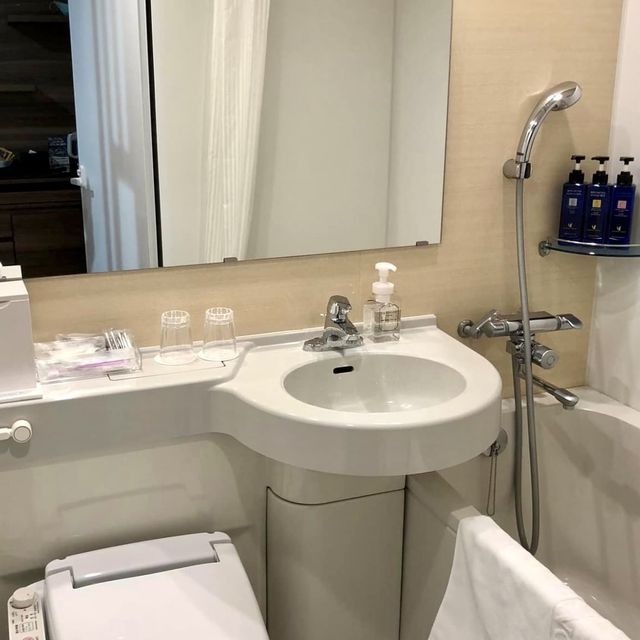 那霸縣廳前阿爾蒙特酒店-近國際通，更附有溫泉的酒店