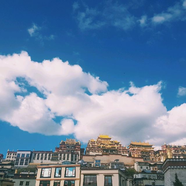 Songzanlin Monastery - a gem in Shangrila