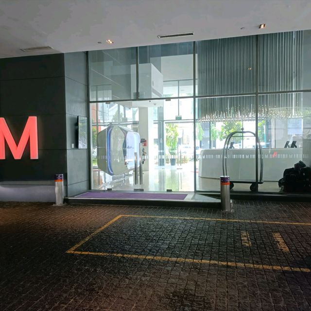Studio M Hotle Lobby 