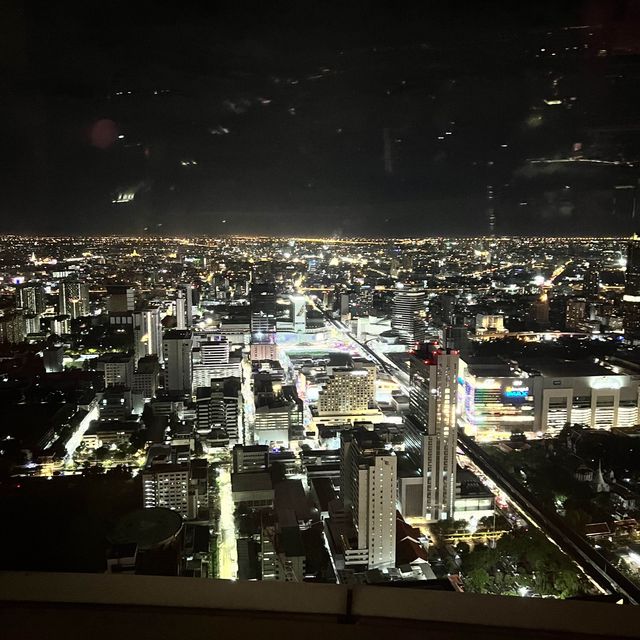 【タイ】ラグジュアリーホテルのバーで素敵な夜を✨