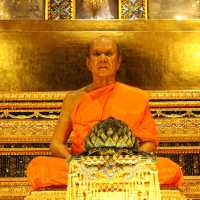 วัดปากน้ำภาษีเจริญ พระพุทธรูปสูงที่สุดใน กทม.