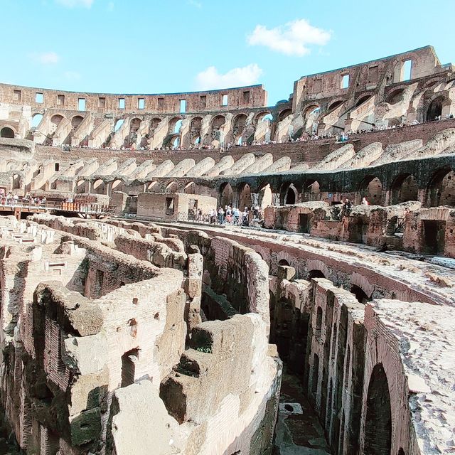 The Colosseum, Rome Italy 🇮🇹