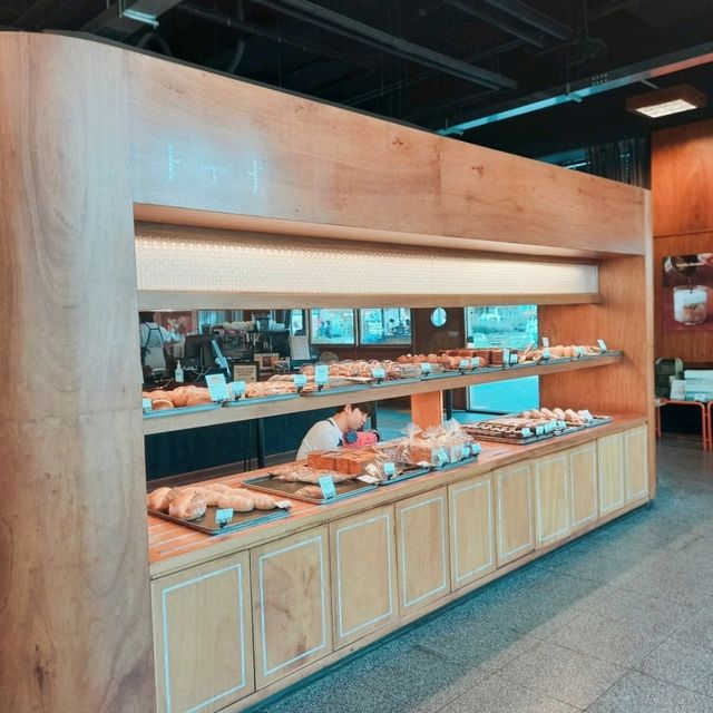 韓国水原市光教・湖公園で絶品パン