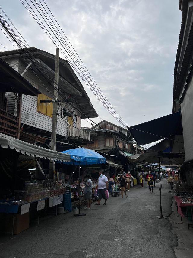 ตลาดเก่าแก่ร้อยปี อำเภอสามชุก สุพรรณบุรี