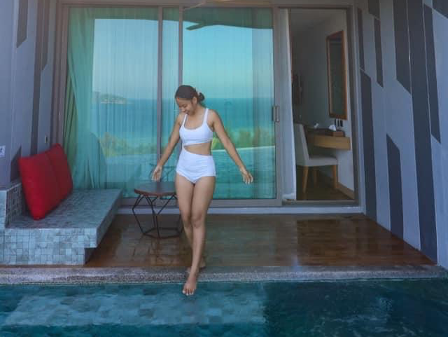 Crest Resort & Pool Villas โรงแรมภูเก็ตวิวสุดปัง