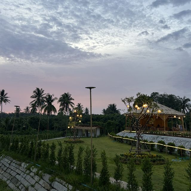 ร้านอาหารเปิดใหม่ ริมน้ำ บรรยากาศดี จ.ระยอง