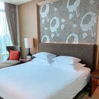 โรงแรมสวยใจกลางสาทร - Eastin Grand Hotel