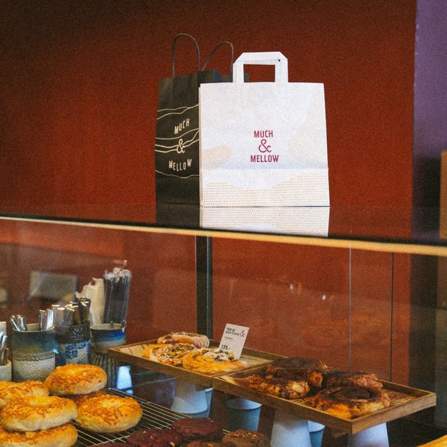 M U C H & M E L L O W Cafe เปิดใหม่