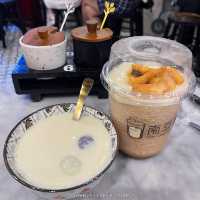 คาเฟ่น้ำเต้าหู้ น้ำขิง ที่Hotจริงจัง ดังทุกสาขา
