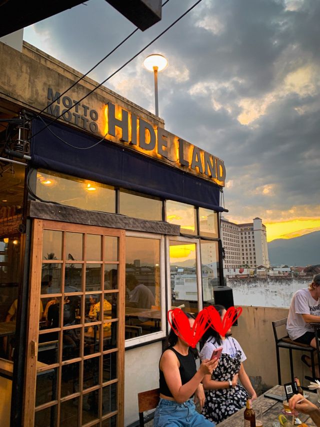 ย้อนเวลาไปrooftop bar ที่เชียงใหม่