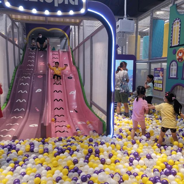 雨天溜娃好去處 Kiztopia