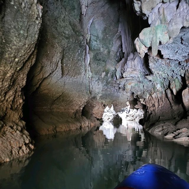 พายเรือแคนนู ชมถ้ำทะลุ