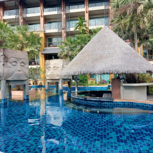 รีสอร์ทสวย พร้อมชายหาดส่วนตัว 