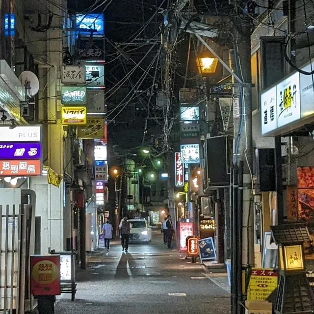 【雲龍亭本店】長崎で１番ディープなスポット思案橋横丁にある、長崎名物一口餃子の老舗店。