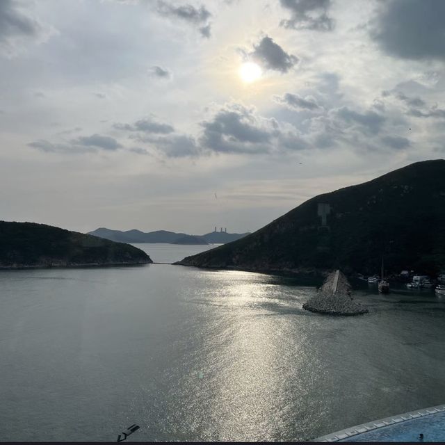 🌊🏨 香港富麗敦海洋公園酒店🏨海洋奇遇的極致🐬🌴🏊‍♂️