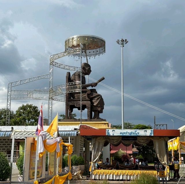 วัดธาตุน้อย พ่อท่านคล้ายวาจาสิทธิ์