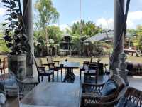 📍 อัมพวาศรี คาเฟ่ : Amphawa-Sri Cafe 🏞️🧁☕️ 