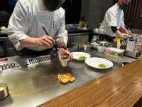 日本師傅親自烹調鐵板燒  A4和牛融化大滿足